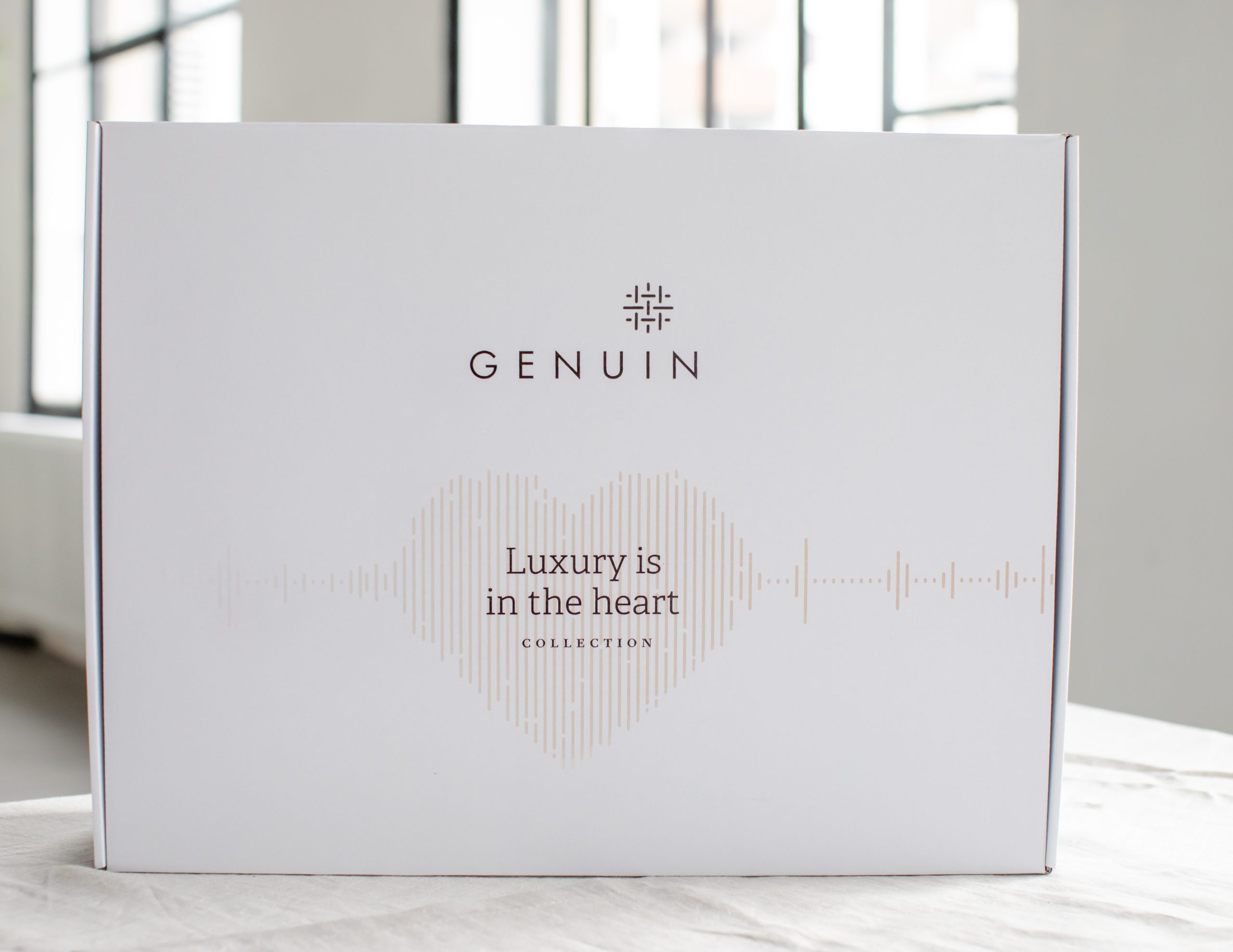 Luxury is in the heart gift box