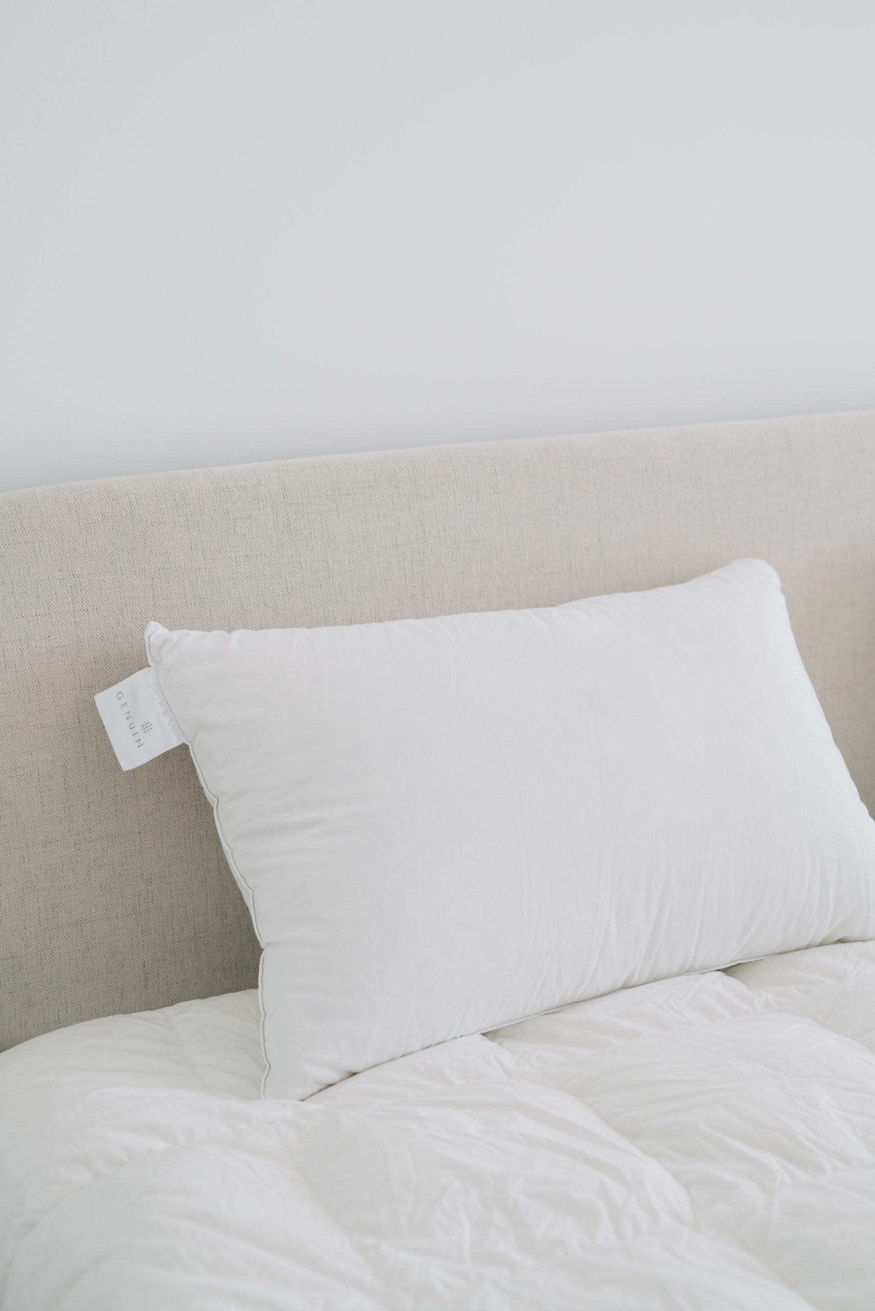 Deluxe Pillow 100% Hungarian Goose Down 50x70cm