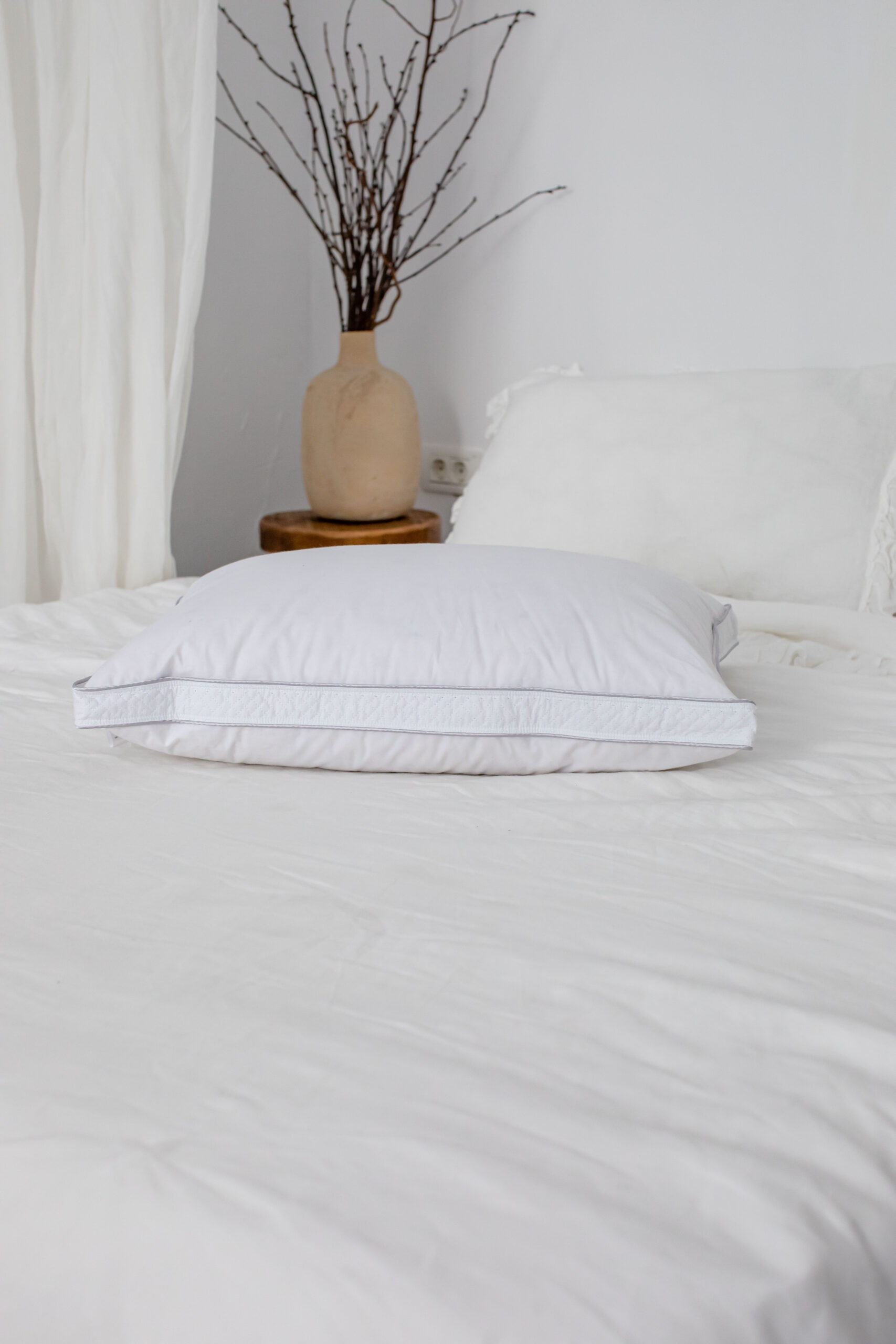 Ferm Angel Pillow 3 chambers feathers+ down 50*70 cm  with decorative ribbon