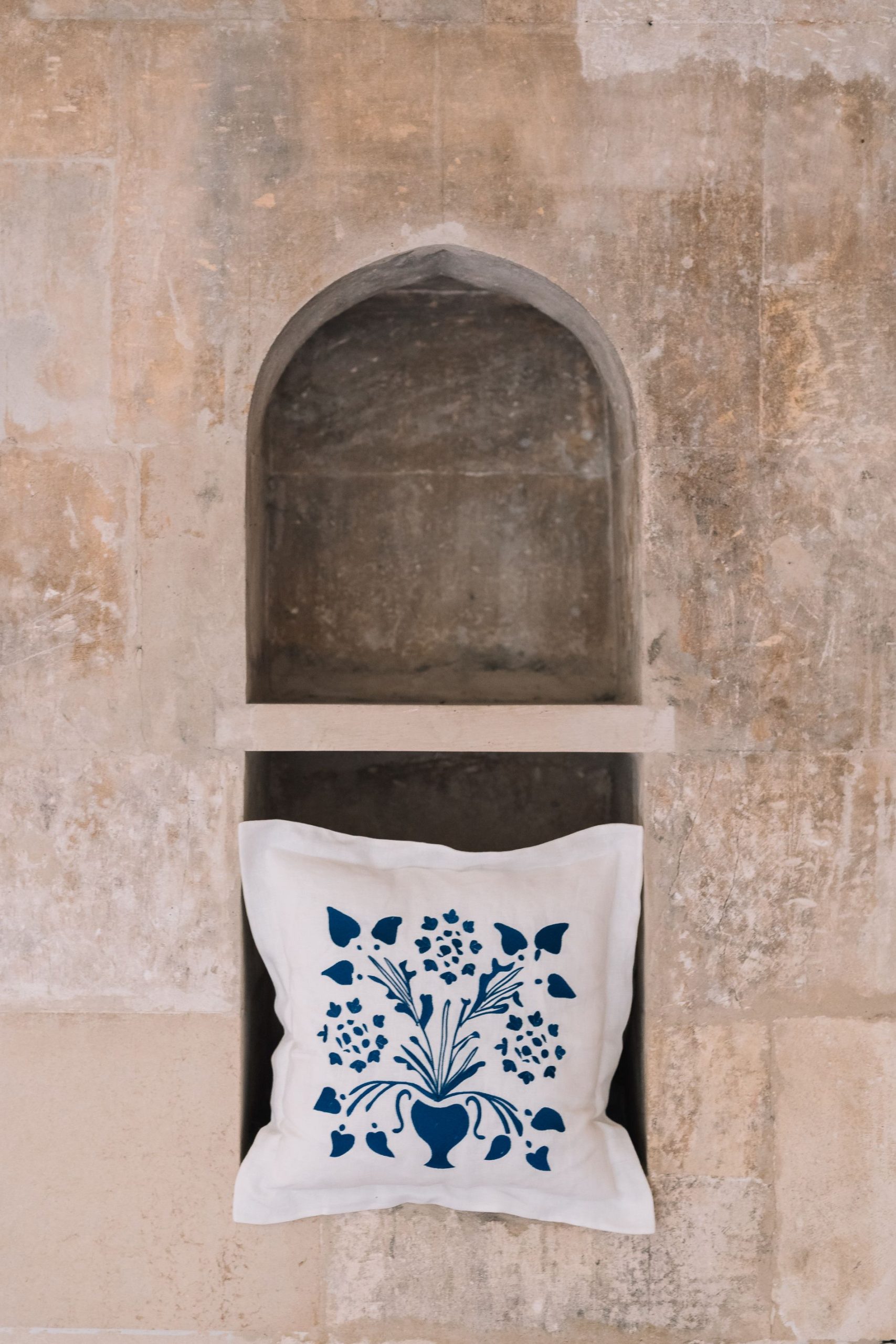 Embroidery decorative pillow FLOWER VASE blue 50x50